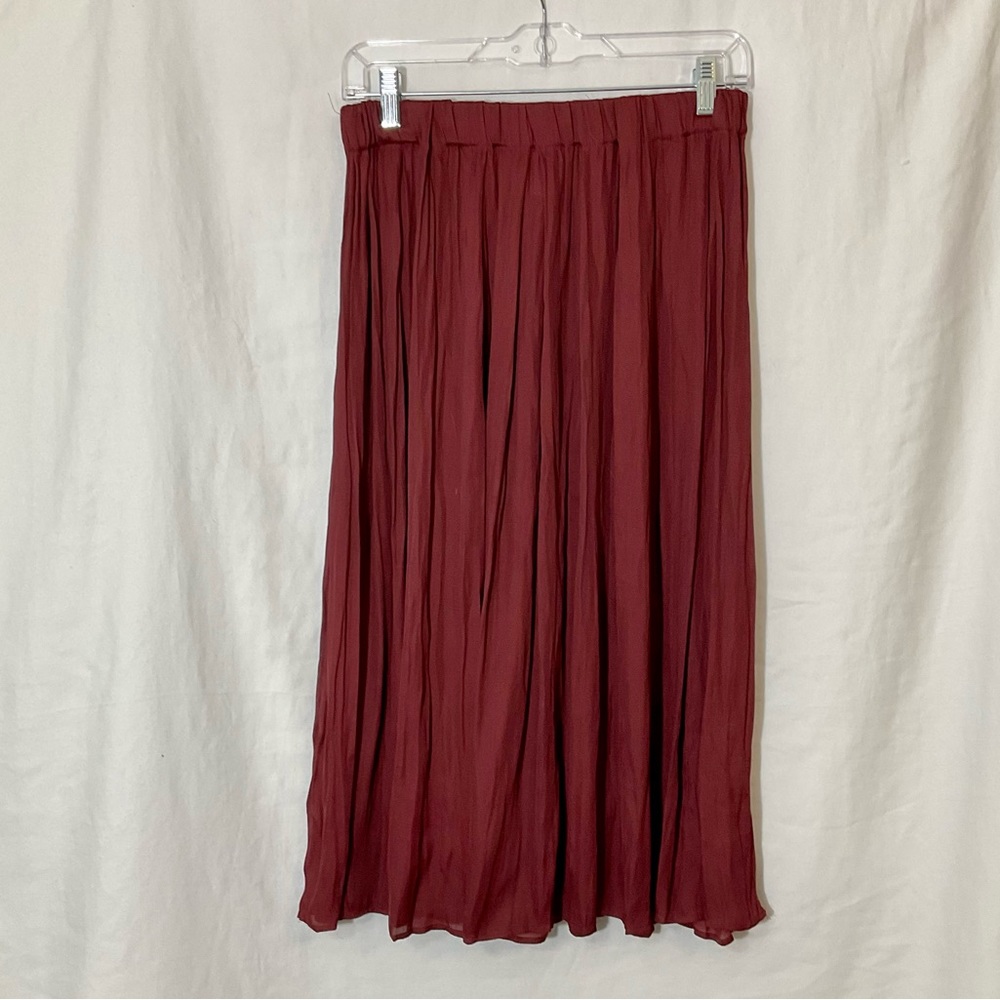 Maroon H&M Pleated Skirt
